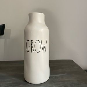 Rae Dunn Flower Vase